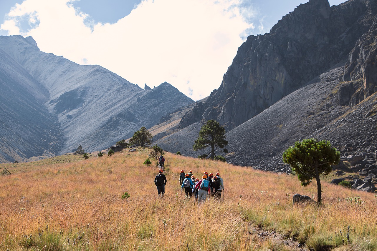 volcano, mountain, path, hiking, national park, state of mexico, nevado, toluca, mexico, xinantécatl, mountaineering, landscape, adventure, travel, scenic, nature